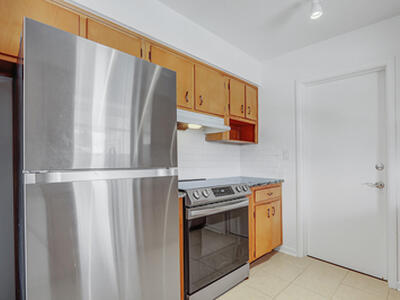 1952 Circle Drive, North Palm Beach, FL 33408