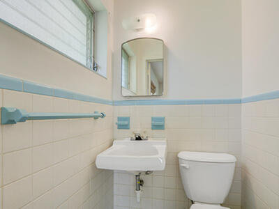 1952 Circle Drive, North Palm Beach, FL 33408