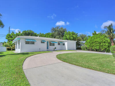 1952 Circle Drive, North Palm Beach, FL 33408