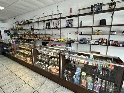 914 SW Gatlin Boulevard, Port Saint Lucie, FL 34953