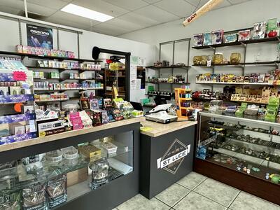 914 SW Gatlin Boulevard, Port Saint Lucie, FL 34953