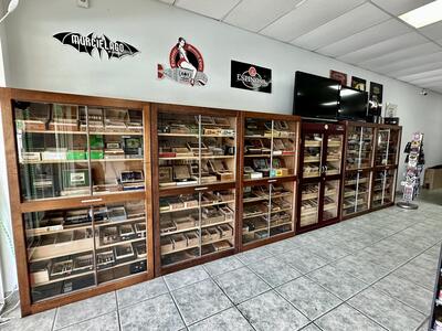 914 SW Gatlin Boulevard, Port Saint Lucie, FL 34953