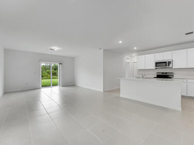 662 Carlyle Way, Fort Pierce, FL 34947