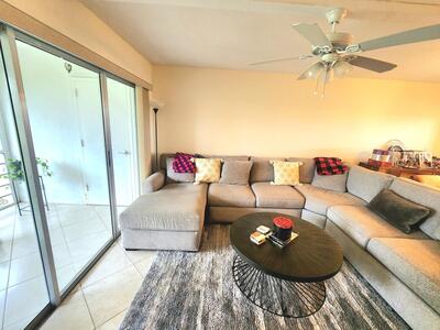 3755 Via Poinciana, Lake Worth, FL 33467