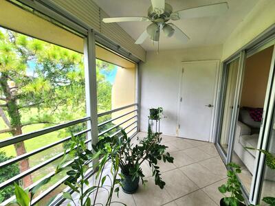 3755 Via Poinciana, Lake Worth, FL 33467