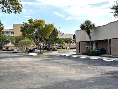 13005 Southern Boulevard, Loxahatchee Groves, FL 33470