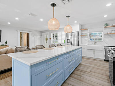 8110 W Lake Drive, Lake Clarke Shores, FL 33406