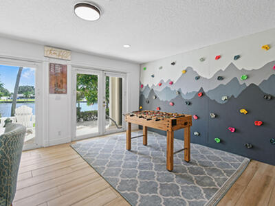 8110 W Lake Drive, Lake Clarke Shores, FL 33406