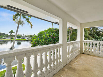 8110 W Lake Drive, Lake Clarke Shores, FL 33406