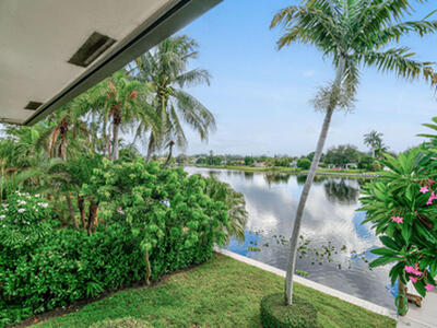 8110 W Lake Drive, Lake Clarke Shores, FL 33406