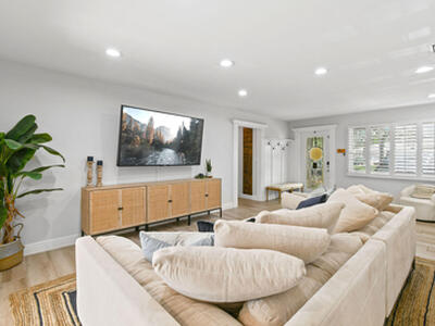 8110 W Lake Drive, Lake Clarke Shores, FL 33406