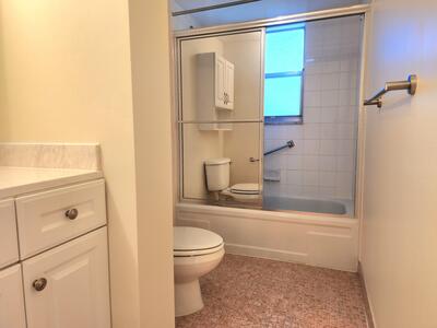 4700 Lucerne Lakes Boulevard, Lake Worth, FL 33467