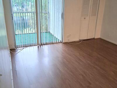 3301 NW 47th Terrace, Lauderdale Lakes, FL 33319