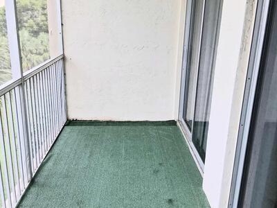 3301 NW 47th Terrace, Lauderdale Lakes, FL 33319