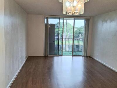 3301 NW 47th Terrace, Lauderdale Lakes, FL 33319