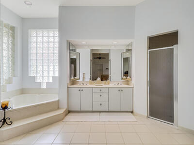 18951 Painted Leaf Court, Jupiter, FL 33458