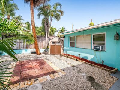 205 Coral Road, Boynton Beach, FL 33435