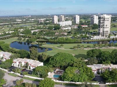 1739 Embassy Drive, West Palm Beach, FL 33401