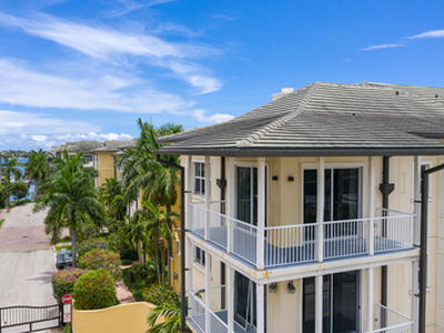 3940 N Flagler Drive