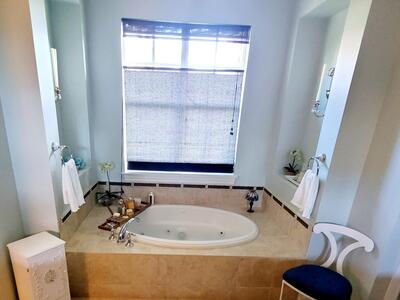 6585 Martinique Way, Vero Beach, FL 32967