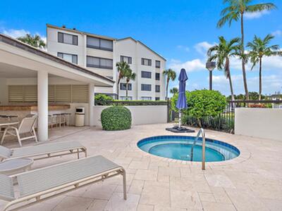 811 Oak Harbour Drive, Juno Beach, FL 33408