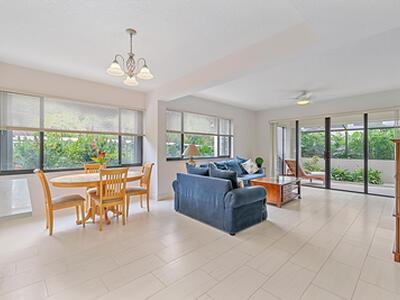 811 Oak Harbour Drive, Juno Beach, FL 33408