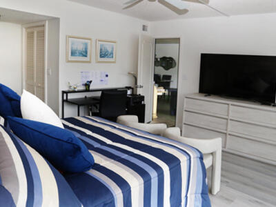 1537 E Hillsboro Boulevard, Deerfield Beach, FL 33441