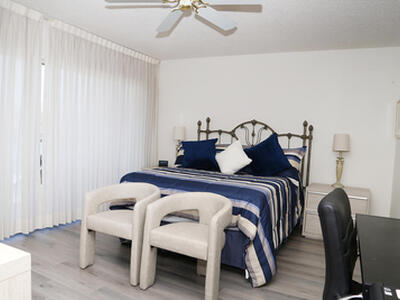 1537 E Hillsboro Boulevard, Deerfield Beach, FL 33441