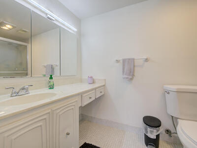 1537 E Hillsboro Boulevard, Deerfield Beach, FL 33441