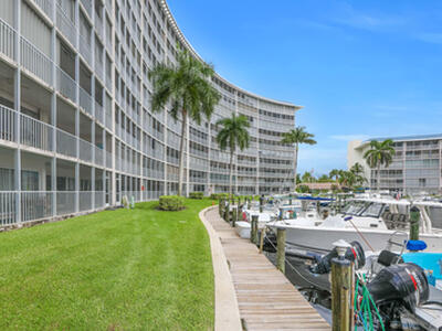 1537 E Hillsboro Boulevard, Deerfield Beach, FL 33441