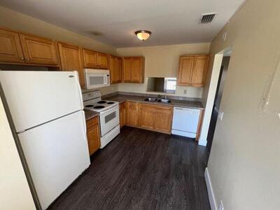 7951 Southgate Boulevard, North Lauderdale, FL 33068