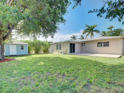 1749 15th Avenue N, Lake Worth Beach, FL 33460