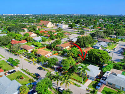 1749 15th Avenue N, Lake Worth Beach, FL 33460
