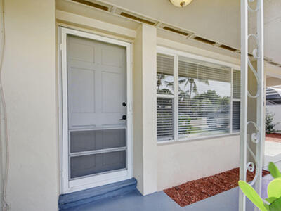 1749 15th Avenue N, Lake Worth Beach, FL 33460