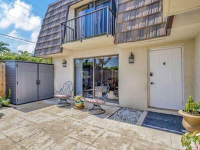 1530 N Forest Lakes Circle B Circle, West Palm Beach, FL 33406