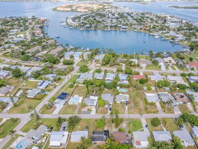 346 Hernando Street, Fort Pierce, FL 34949