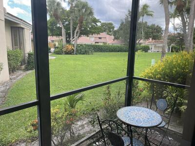 127 Old Meadow Way, Palm Beach Gardens, FL 33418