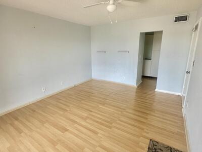 330 SE 2nd Street, Hallandale Beach, FL 33009