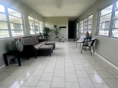 330 SE 2nd Street, Hallandale Beach, FL 33009