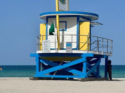 330 SE 2nd Street, Hallandale Beach, FL 33009