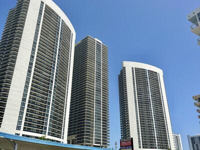 330 SE 2nd Street, Hallandale Beach, FL 33009