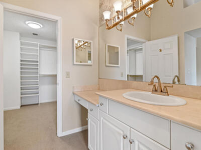 800 Andrews 3 Avenue, Delray Beach, FL 33483