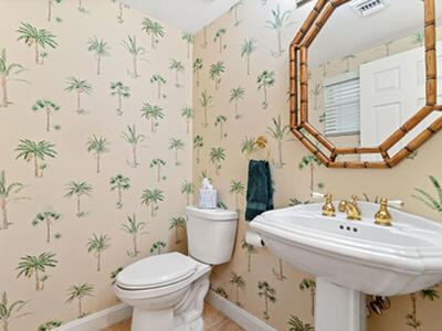 800 Andrews 3 Avenue, Delray Beach, FL 33483