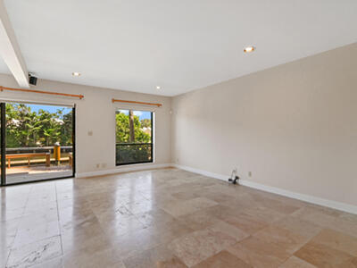 800 Andrews 3 Avenue, Delray Beach, FL 33483