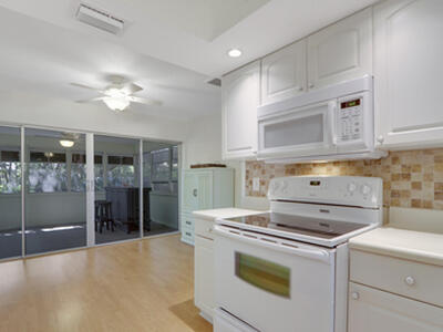 8574 SE Seagrape Way, Hobe Sound, FL 33455