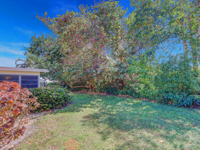 8574 SE Seagrape Way, Hobe Sound, FL 33455