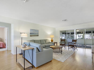 8574 SE Seagrape Way, Hobe Sound, FL 33455