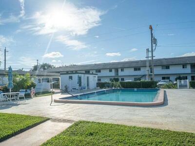 2 Garden Street, Tequesta, FL 33469