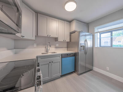 105 Gardens Drive, Pompano Beach, FL 33069