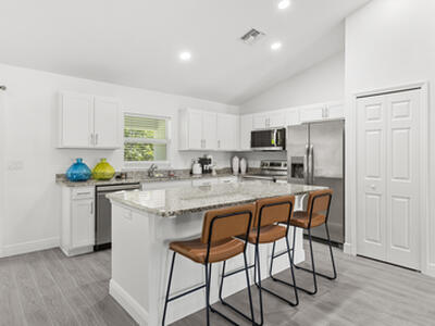 5797 NW Coosa Drive, Port Saint Lucie, FL 34986